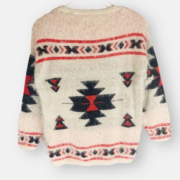 36 POINTS 5 Southwestern Eyelash Knit Sweater Size Small - Picture 6 of 6